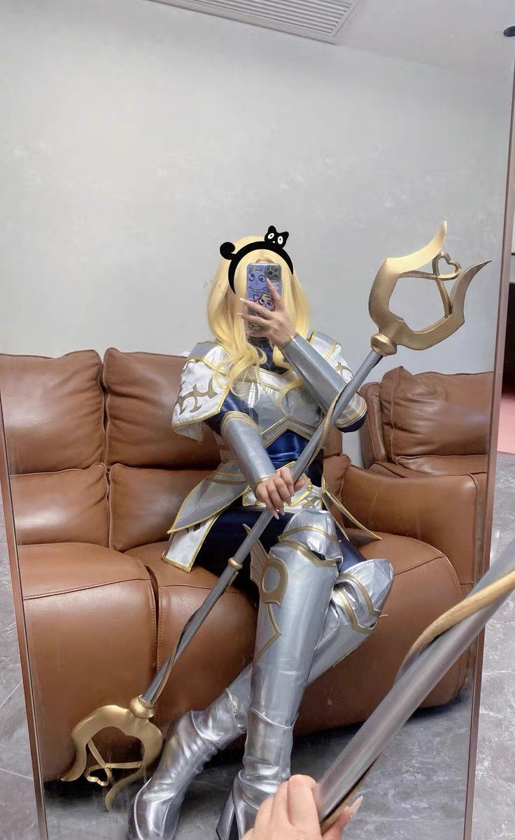 Lux LoL Battle Ready, Costume Outfit, Anime Events, Character Outfit