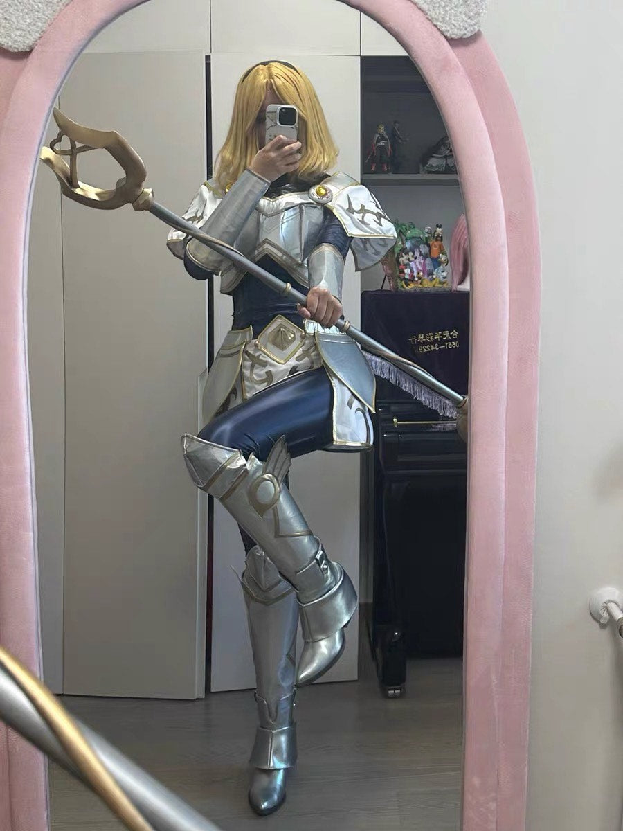Lux LoL Battle Ready, Costume Outfit, Anime Events, Character Outfit