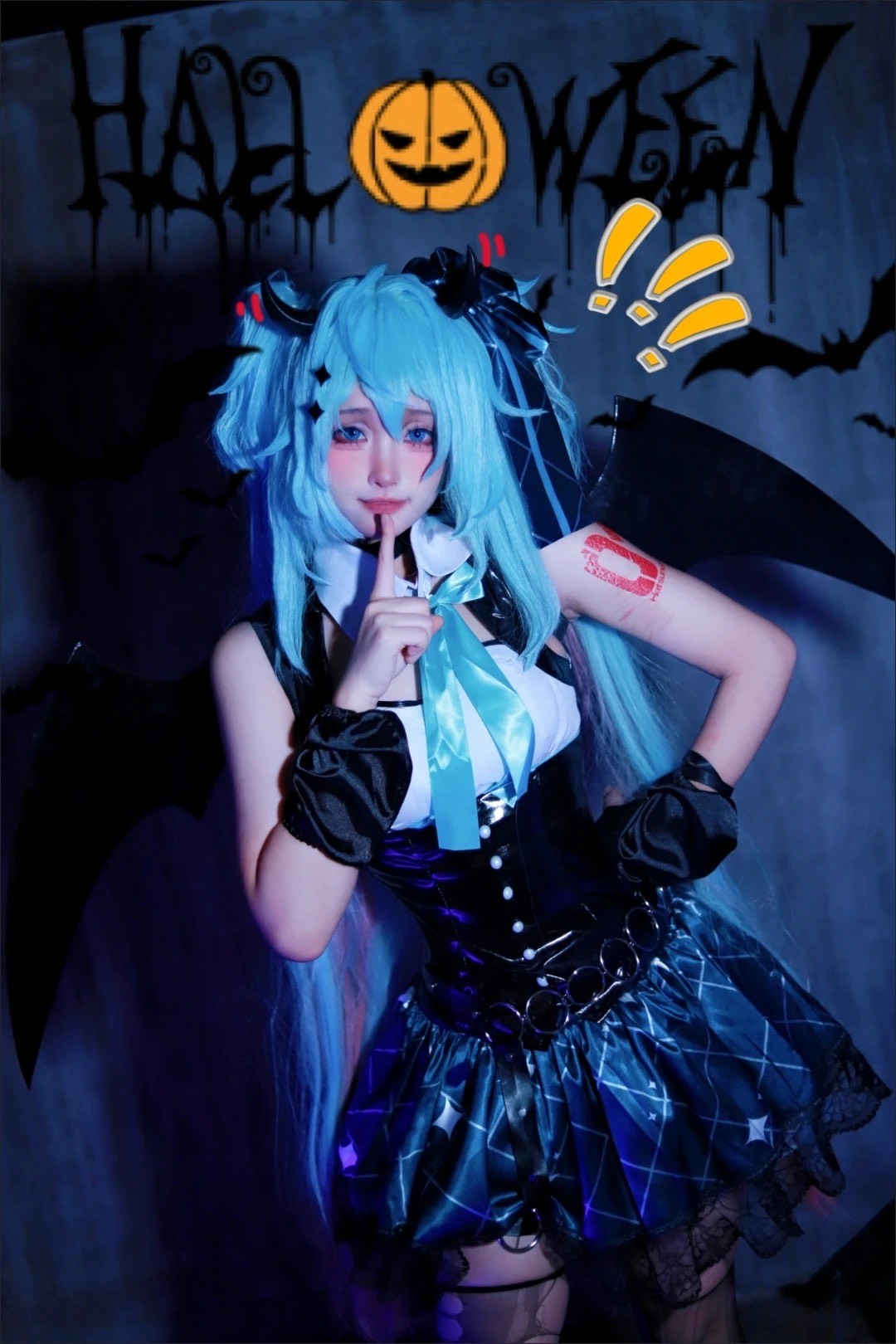 Devil Miku, Cosplay Costume, Anime Outfit, Perfect for Cosplay Events