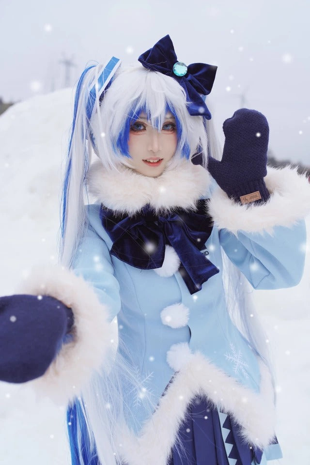 Miku Snow-Princess, Cosplay Costume, Anime Outfit, Perfect for Cosplay Events