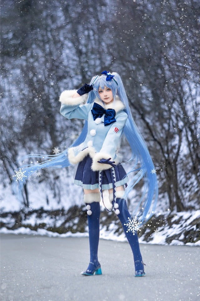 Miku Snow-Princess, Cosplay Costume, Anime Outfit, Perfect for Cosplay Events