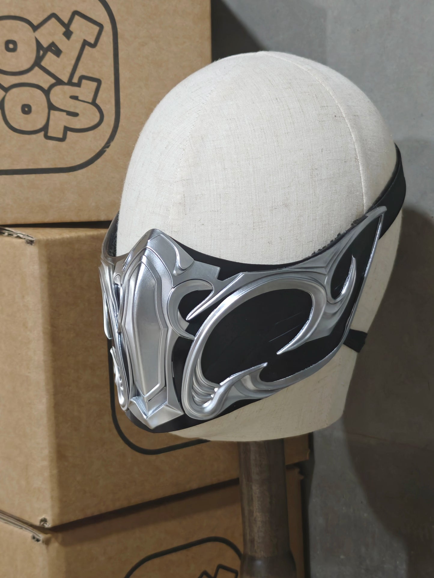 Mortal Kombat Sub-Zero Bi Han Helmet Cosplay Anime Prop Mask